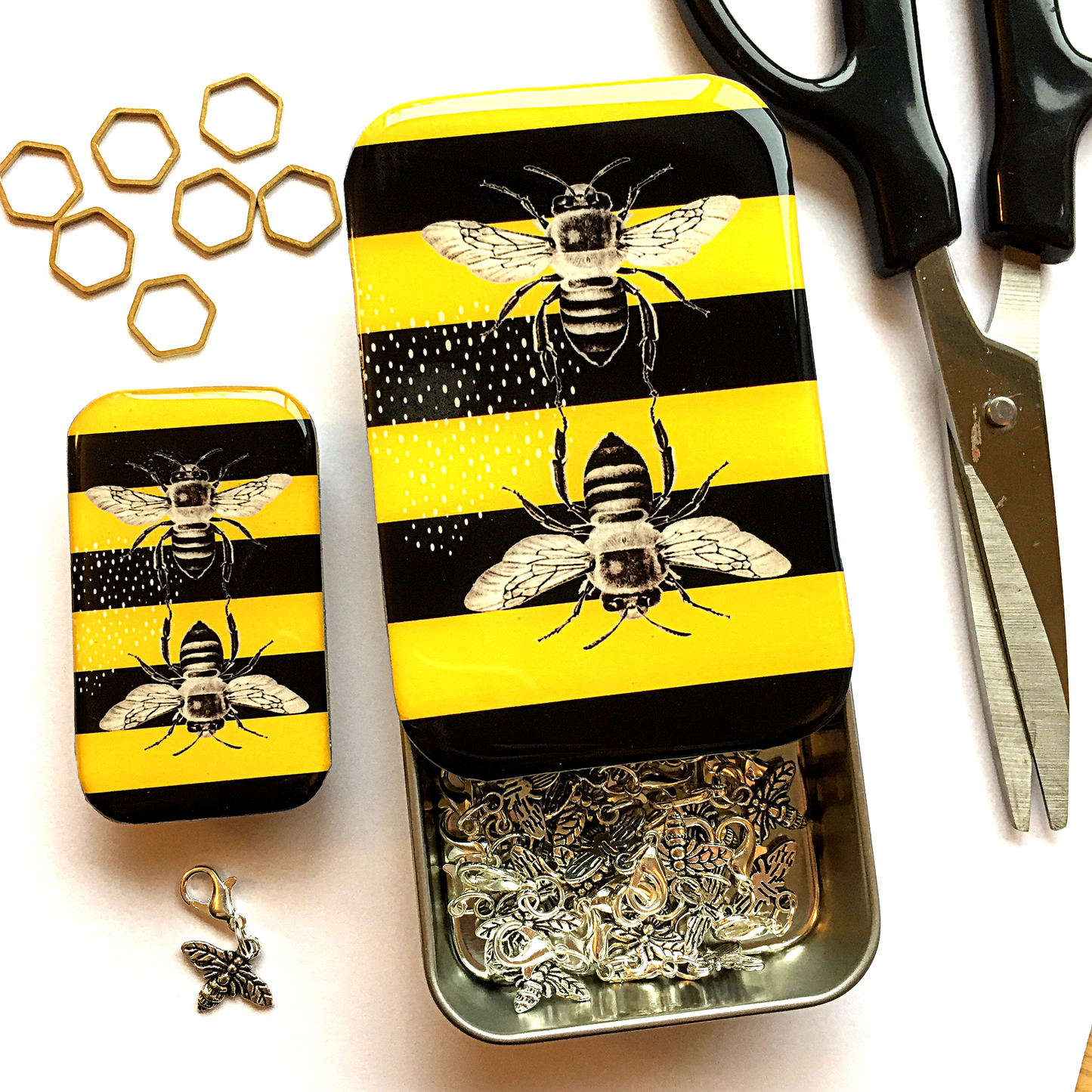 Bee Tin, Bee Notions Tin (Large)