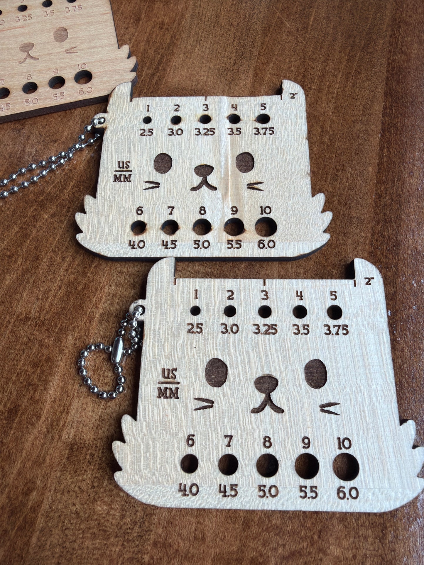 Cat Needle Gauge | Wooden