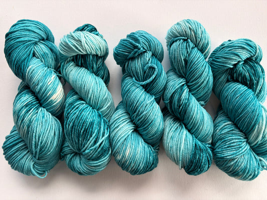 17 Again | Worsted | 17 Micron SW Merino