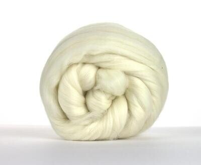 Undyed wool by breed