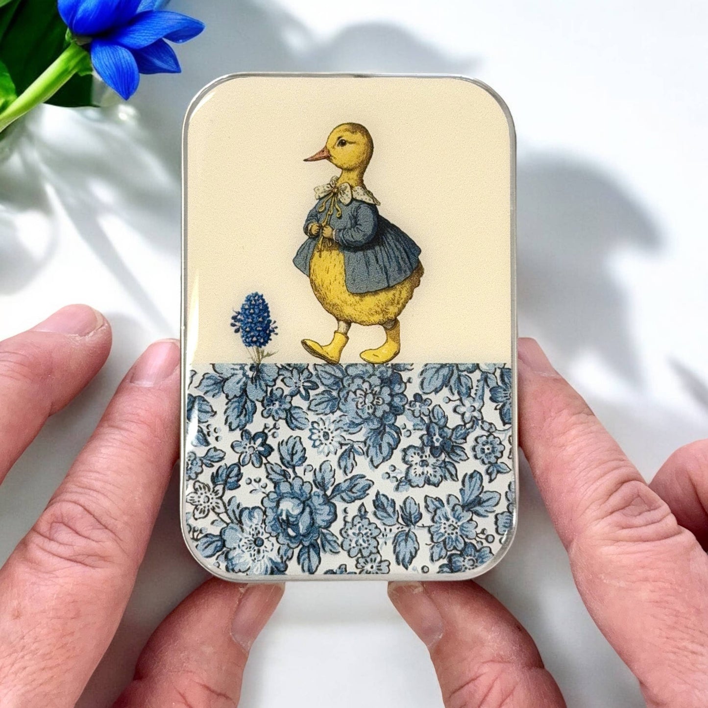 Duck and flower | Notions Tin (Small)