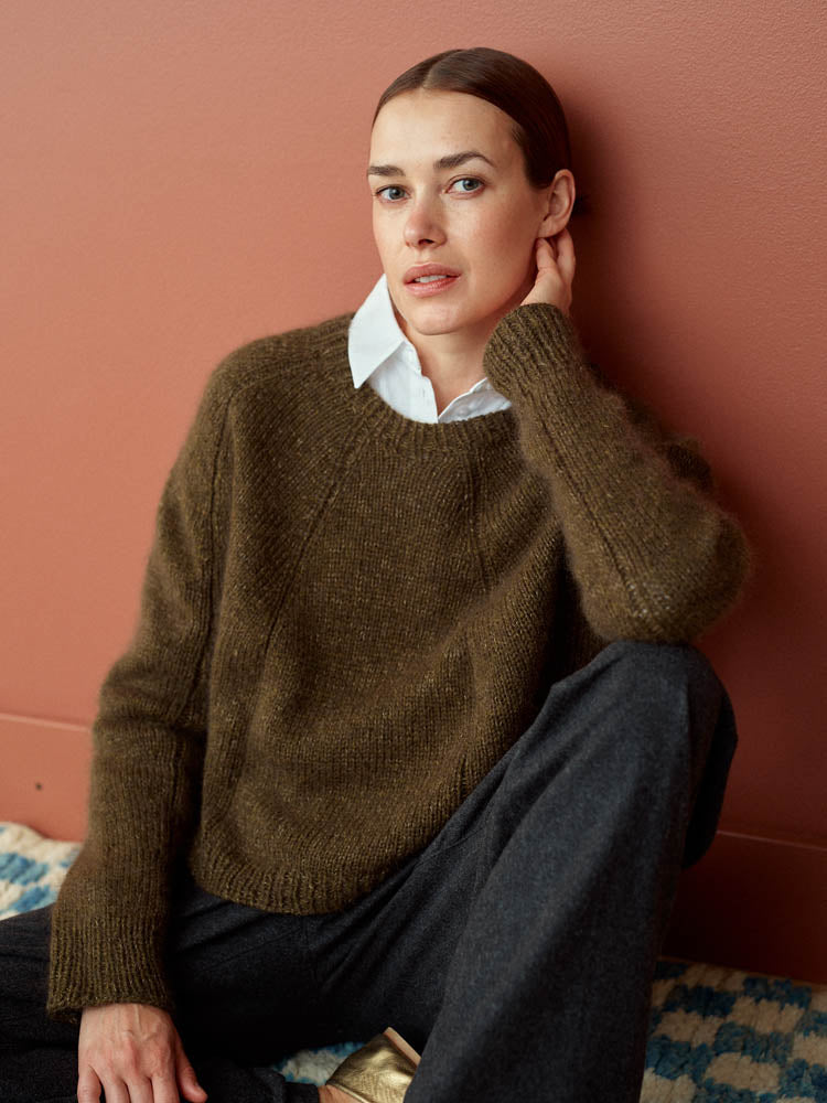 Exploration of Sweaters | Bookclub | 52 Weeks of Sweaters | Levels 3+