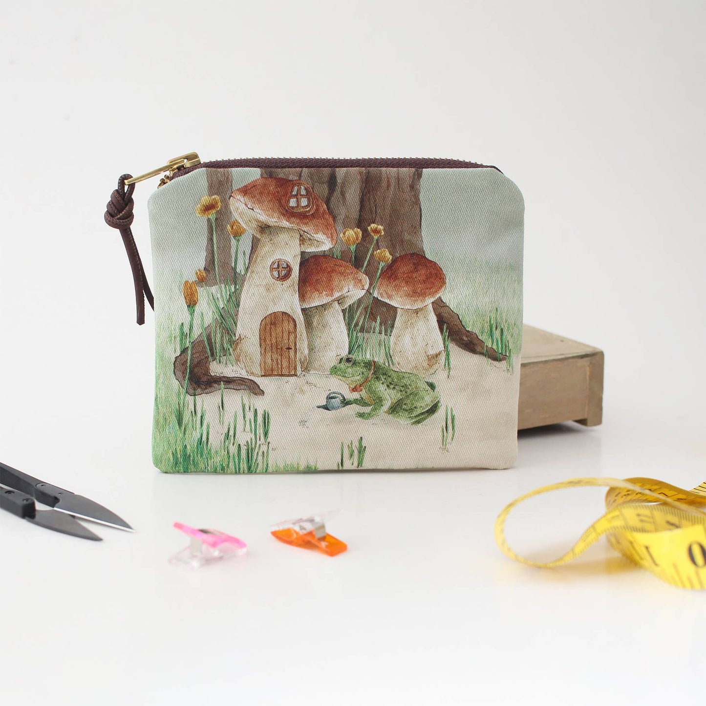 Henry the Frog | Zipper Pouch | Cosmetic Bag