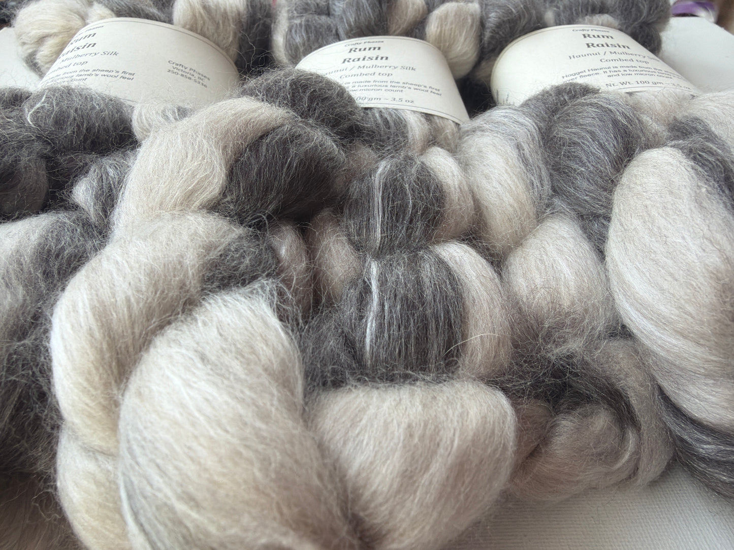 Hogget Haunui, Mulberry | 18.6 micron combed top