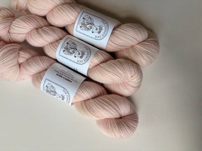 Firefly Sock | Fingering | SW Merino, Nylon, Stellina