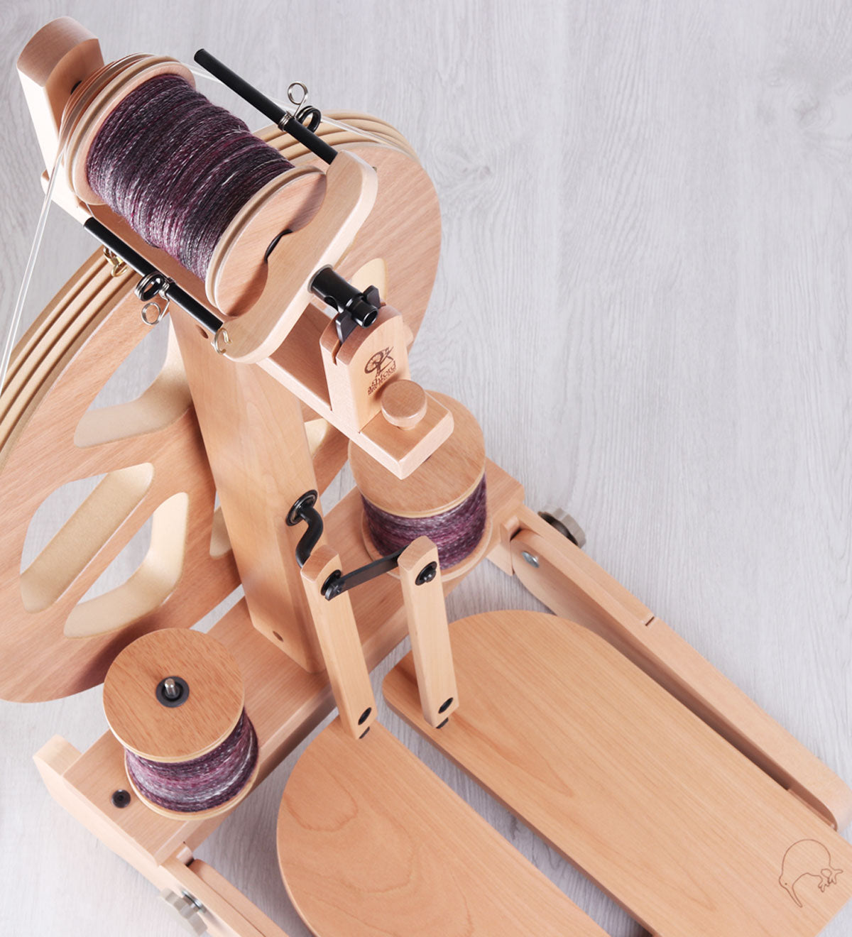 Kiwi 3 | Spinning Wheel