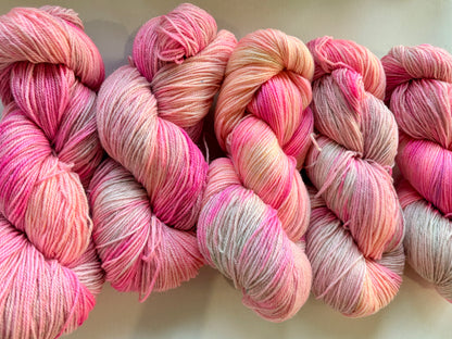 All that Glitters | Fingering | SW Merino, Gold Stellina