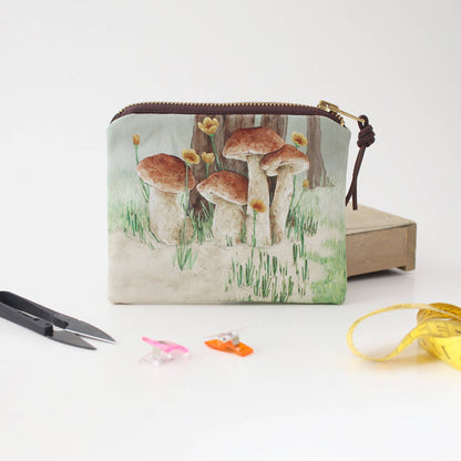 Henry the Frog | Zipper Pouch | Cosmetic Bag