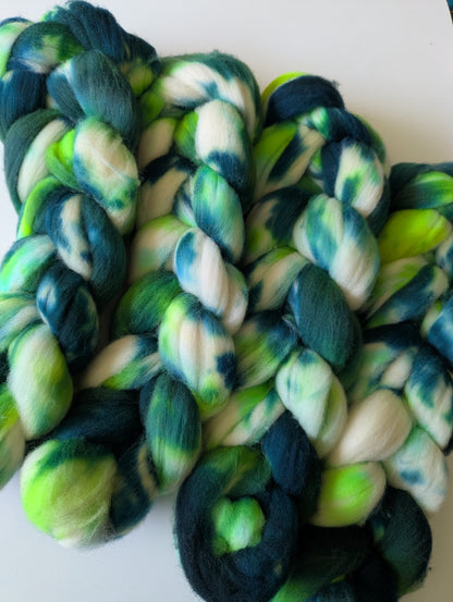Hand Dyed Targhee 100g